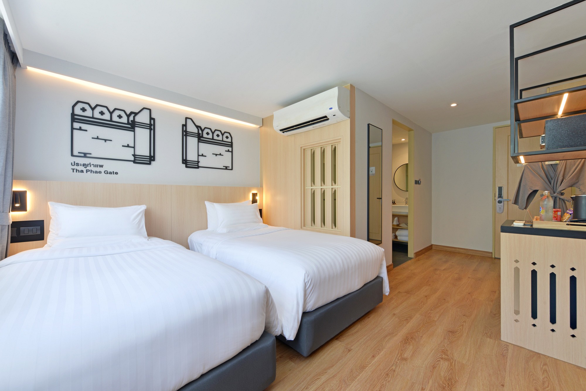 Superior Twin Beds City View